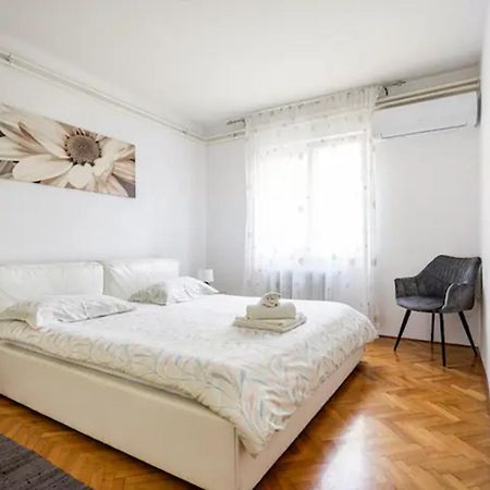 Apartment Tomas,,,Spacious House With Private Parking,Terrace,5G Internet,,,,, Задар Экстерьер фото