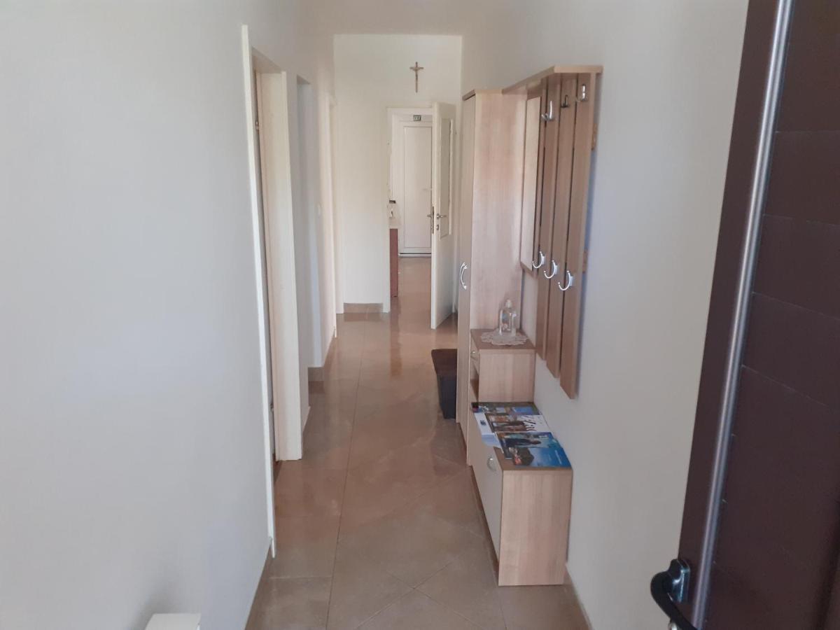 Apartment Tomas,,,Spacious House With Private Parking,Terrace,5G Internet,,,,, Задар Экстерьер фото